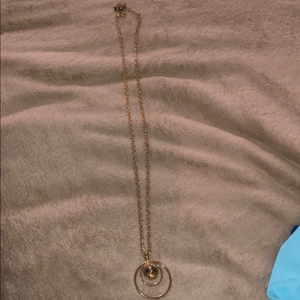 Women’s long necklace